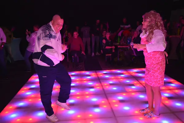 Foute Party organiseren met Proud 2B Fout